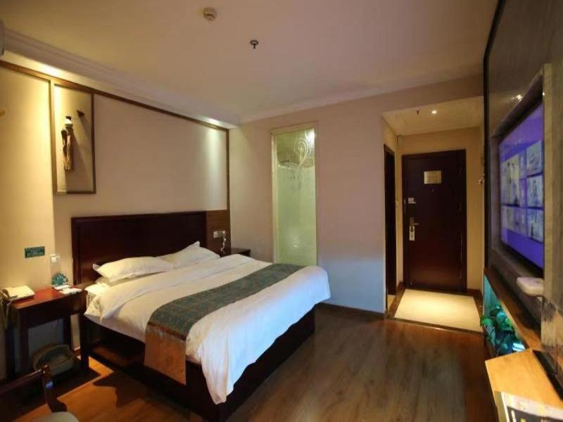 Greentree Inn Jiangsu Wuxi Yangjian Xihu Road Express Hotel Exteriör bild