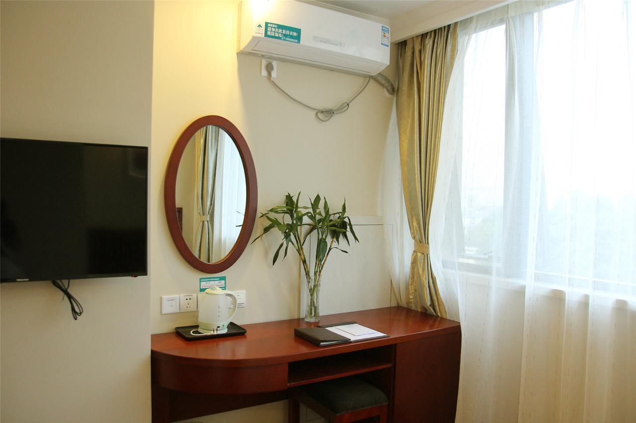 Greentree Inn Jiangsu Wuxi Yangjian Xihu Road Express Hotel Exteriör bild